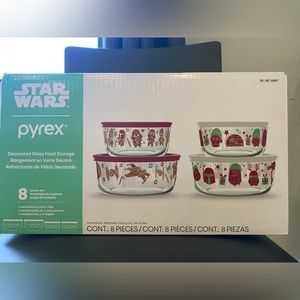 BRAND NEW Pyrex Star Wars 8-piece Round Decorated Glass Storage Holiday Set